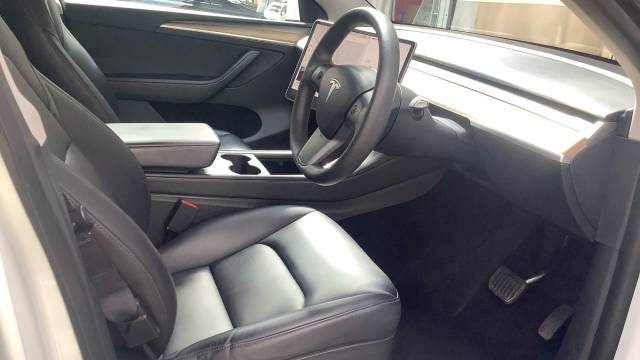 2022 Tesla Model Y (Dual Motor) Long Range SUV 5dr Electric Auto 4WDE (384 bhp)