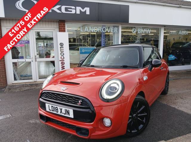 Mini Hatchback 2.0 Cooper S Hatchback 3dr Petrol Manual Euro 6 (s/s) (192 ps) Hatchback Petrol ORANGE