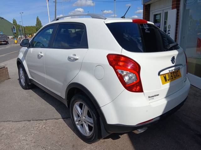 2015 SsangYong Korando 2.0D ELX4 SUV 5dr Diesel T-Tronic 4WD Euro 5 (175 ps)