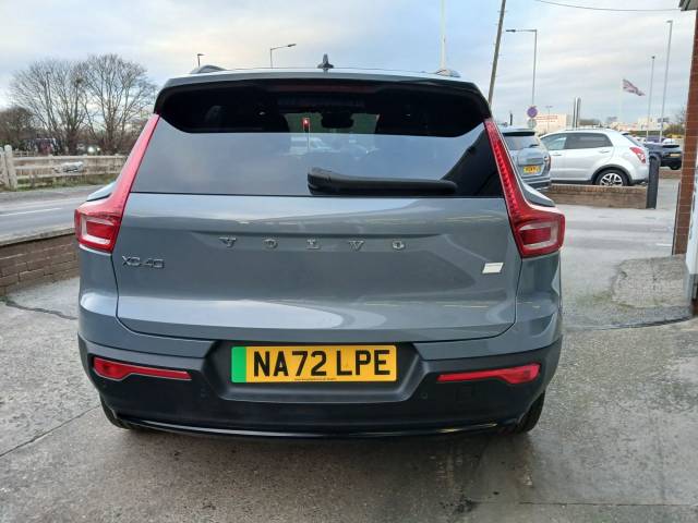 2022 Volvo XC40 Recharge 69kWh Core SUV 5dr Electric Auto (231 ps)