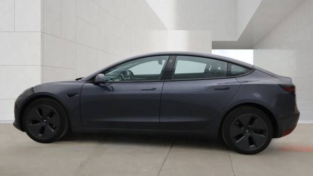 2022 Tesla Model 3 Standard Range Plus Saloon 4dr Electric Auto RWD (241 bhp)