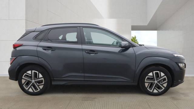2021 Hyundai KONA 64kWh Premium SUV 5dr Electric Auto (10.5kW Charger) (204 ps)