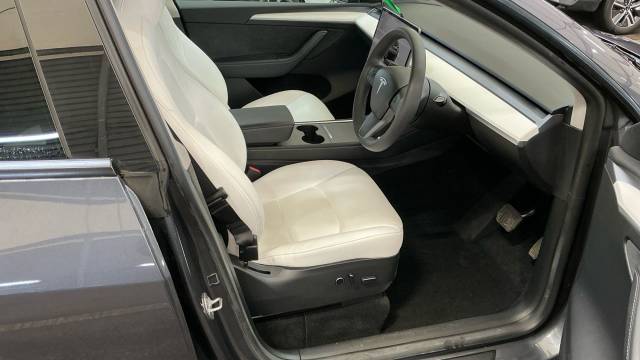 2023 Tesla Model Y SUV 5dr Electric Auto RWD (346 ps)
