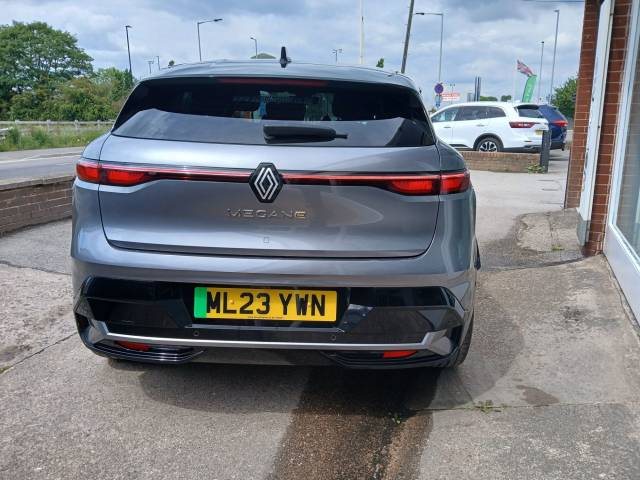 2023 Renault Megane E-tech 60kWh techno Hatchback 5dr Electric Auto (optimum charge) (220 ps)