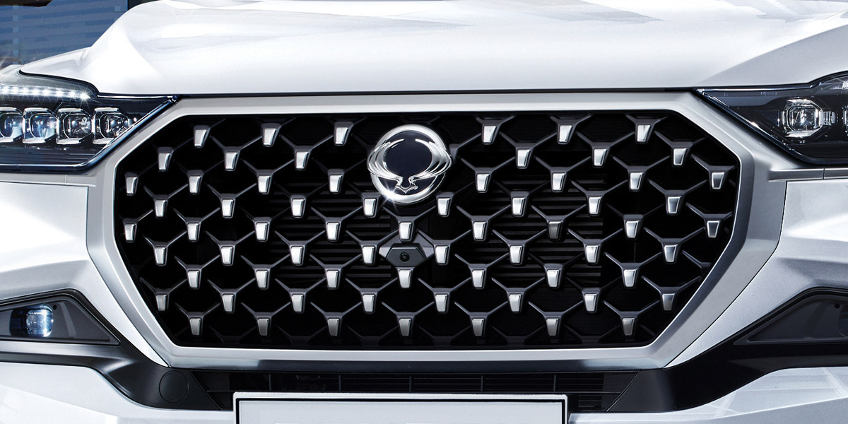 rexton - New Grille